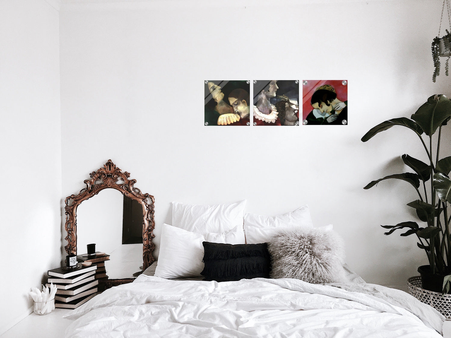Z Collection - Chagall Crimson Embrace Kissing Wall in Acrylic